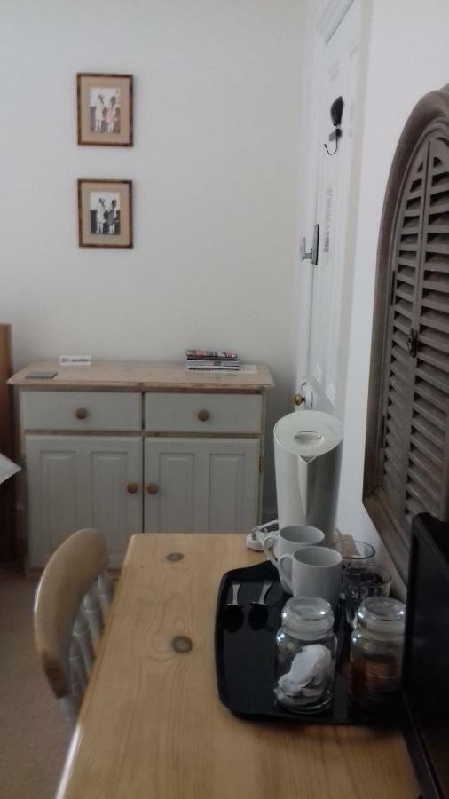 Bed and Breakfast No. 23 Веллс Екстер'єр фото