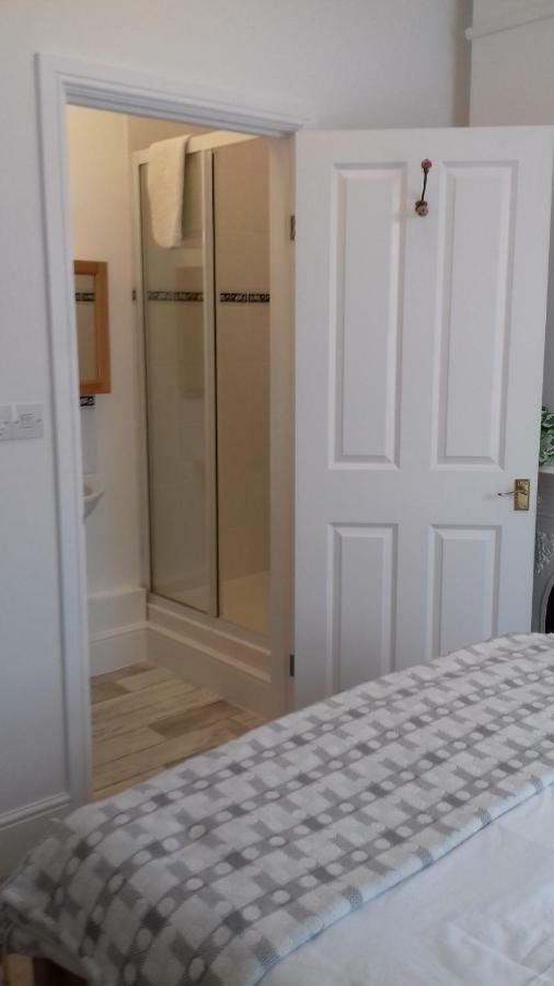 Bed and Breakfast No. 23 Веллс Екстер'єр фото
