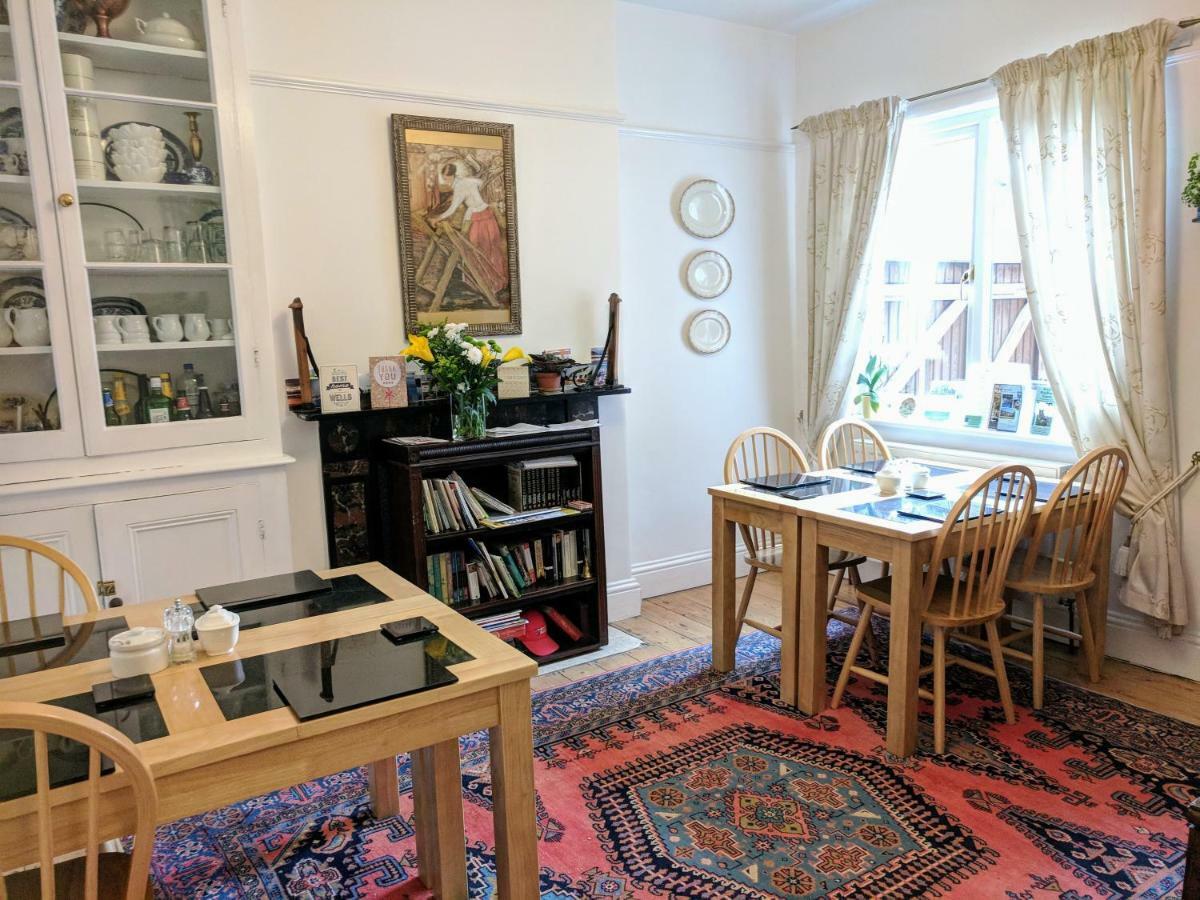 Bed and Breakfast No. 23 Веллс Екстер'єр фото